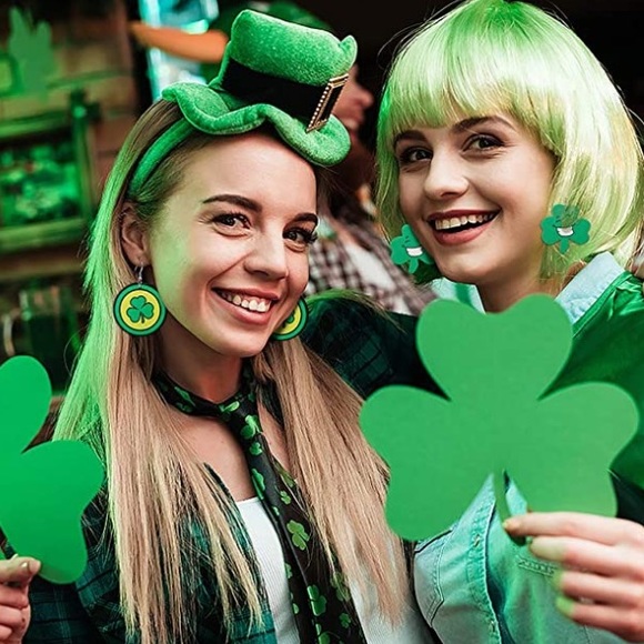 Shamrock St Patrick’s Day Earrings - Picture 7 of 9